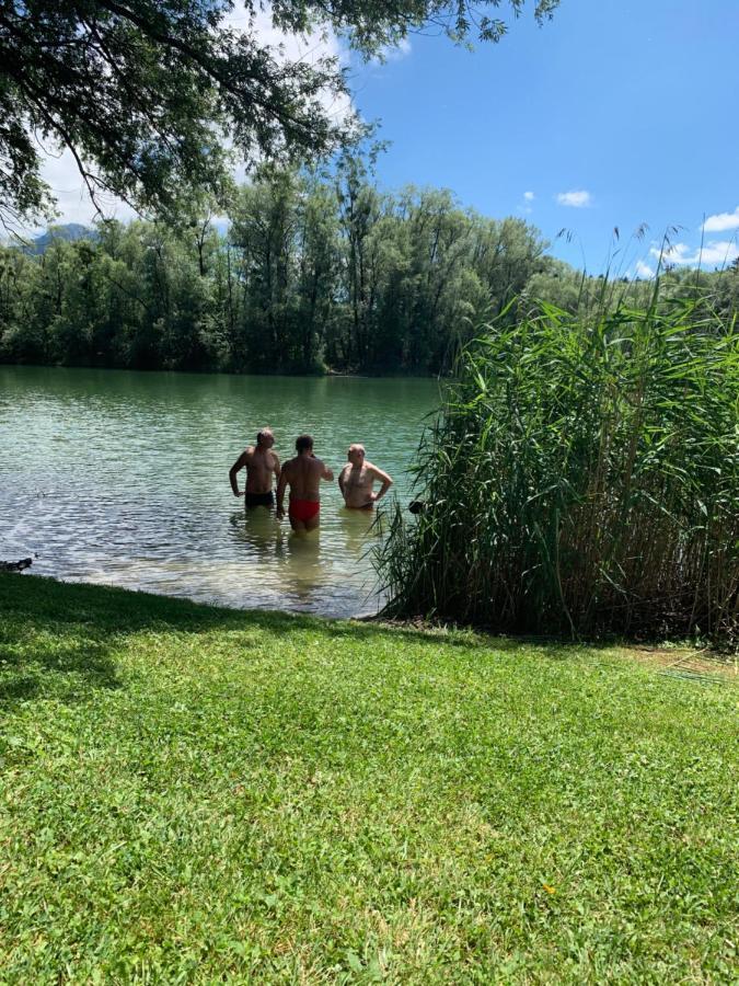 Ferien Haus Am Feldgarten Mit 160 Qm Fuer 2 Bis 9 Personen Raubling Bagian luar foto